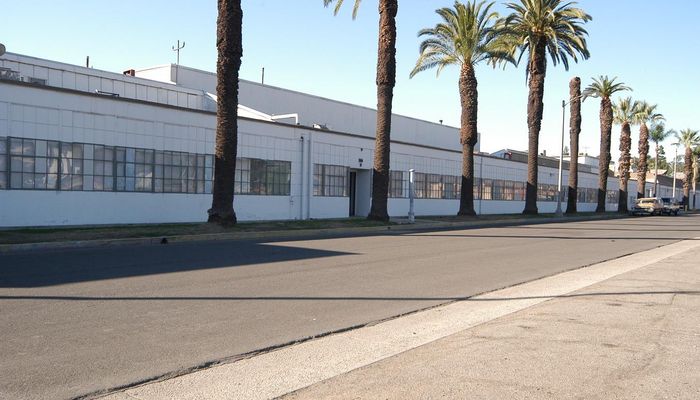 Warehouse Space for Rent at 200-400 E Main St Ontario, CA 91761 - #5