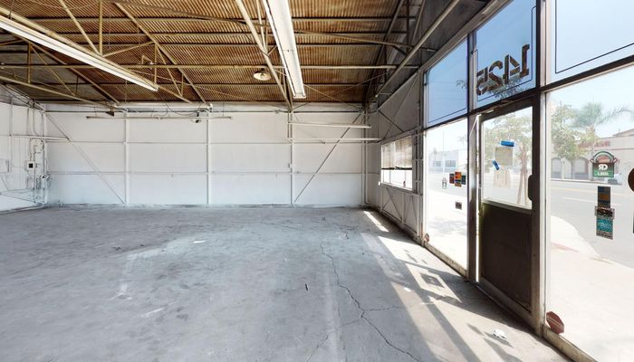 Warehouse Space for Rent at 1425 Santa Fe Ave Long Beach, CA 90813 - #39