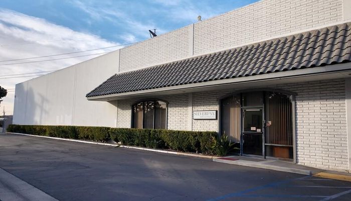 Warehouse Space for Rent at 401 W Dyer Rd Santa Ana, CA 92707 - #6