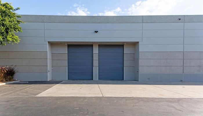 Warehouse Space for Rent at 2360-2364 E Sturgis Rd Oxnard, CA 93030 - #2