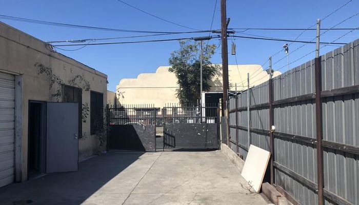 Warehouse Space for Rent at 6121 S Western Ave Los Angeles, CA 90047 - #9