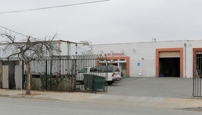 Warehouse Space for Rent at 6938 Deering Ave Canoga Park, CA 91303 - #1