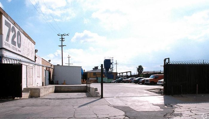 Warehouse Space for Rent at 718 E 59th St Los Angeles, CA 90001 - #2