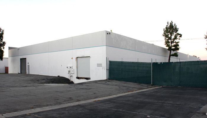 Warehouse Space for Rent at 20604 Belshaw Ave Carson, CA 90746 - #4
