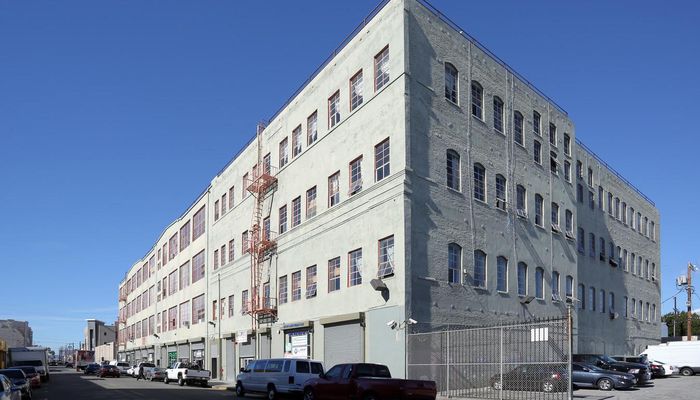 Warehouse Space for Rent at 921-937 E Pico Blvd Los Angeles, CA 90021 - #2