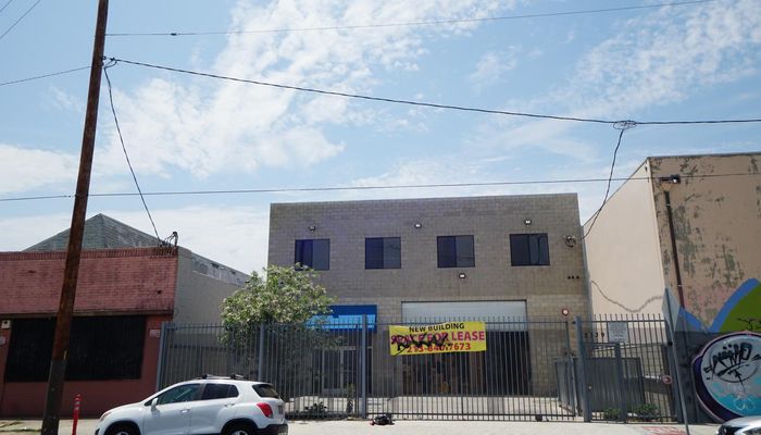 Warehouse Space for Rent at 2139 S Los Angeles St Los Angeles, CA 90011 - #2