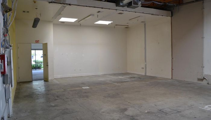 Office Space for Rent at 902-926 Colorado Ave Santa Monica, CA 90401 - #17