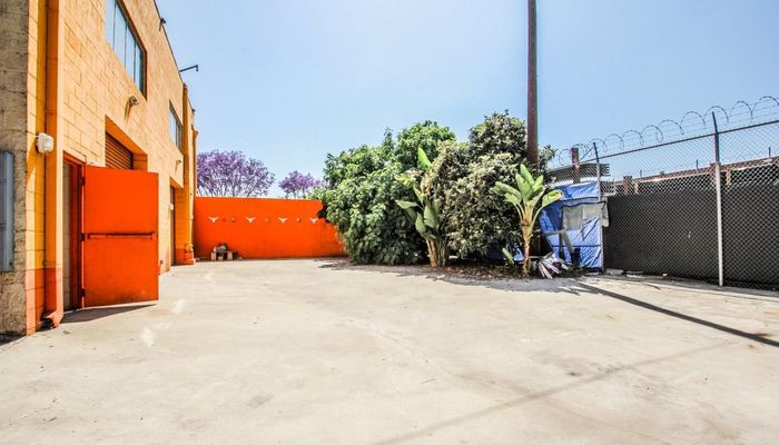 Warehouse Space for Rent at 2325 N San Fernando Rd Los Angeles, CA 90065 - #19