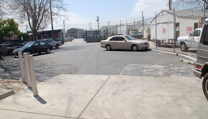 Warehouse Space for Rent at 435-437 N Varney St Burbank, CA 91502 - #12