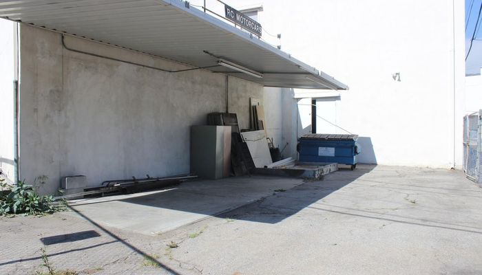 Warehouse Space for Rent at 413 N Moss St Burbank, CA 91502 - #6