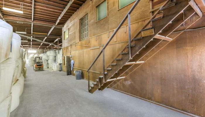 Warehouse Space for Rent at 320 E Harry Bridges Blvd Wilmington, CA 90744 - #3