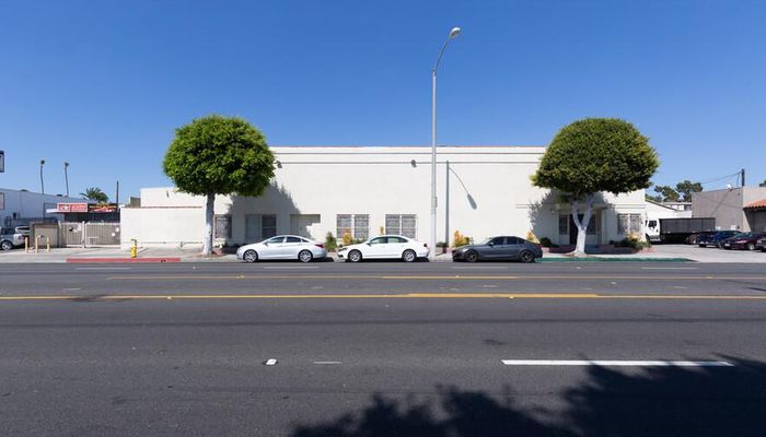 Warehouse Space for Rent at 622-626 N La Brea Ave Inglewood, CA 90302 - #19