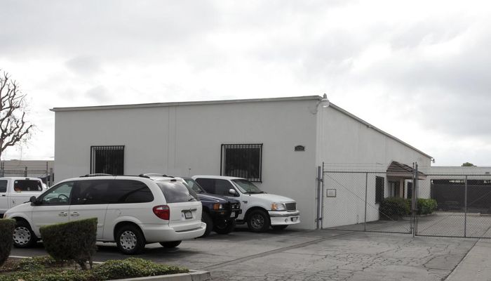 Warehouse Space for Rent at 3100-3120 W Central Ave Santa Ana, CA 92704 - #3