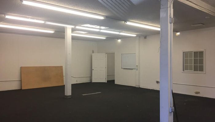 Warehouse Space for Rent at 2330 S Broadway Los Angeles, CA 90007 - #4