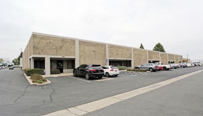 Warehouse Space for Rent at 955-969 N Eckhoff St Orange, CA 92867 - #3
