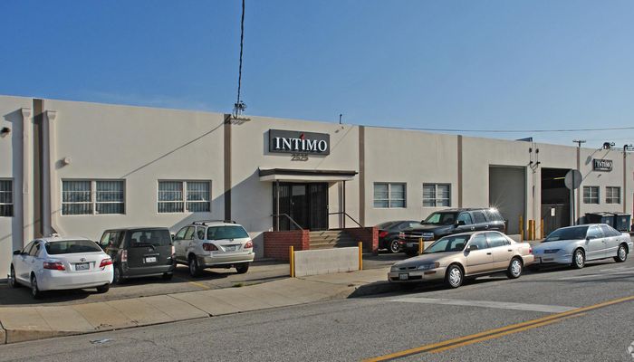 Warehouse Space for Rent at 2501-2525 E 27th St Vernon, CA 90058 - #4