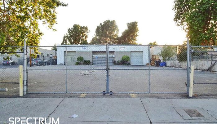 Warehouse Space for Rent at 6643 Valjean Ave Van Nuys, CA 91406 - #4
