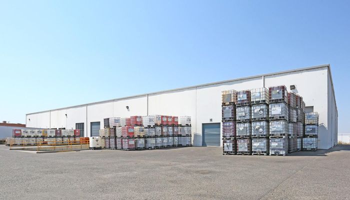 Warehouse Space for Rent at 8030 W Doe Ave Visalia, CA 93291 - #7