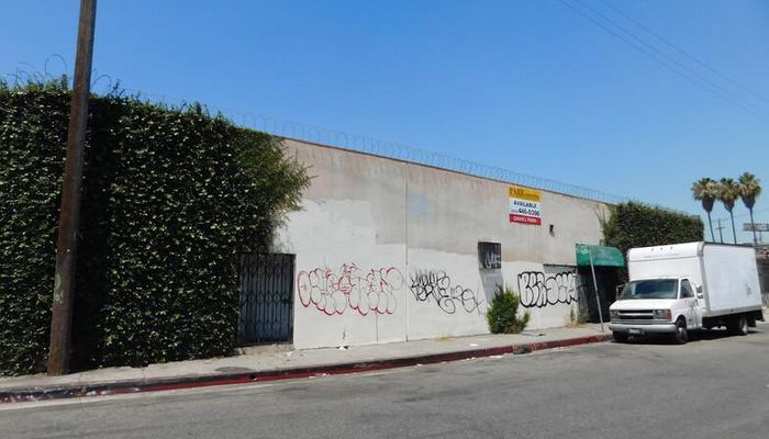 Warehouse Space for Rent at 1615-1617 Mcgarry St Los Angeles, CA 90021 - #4