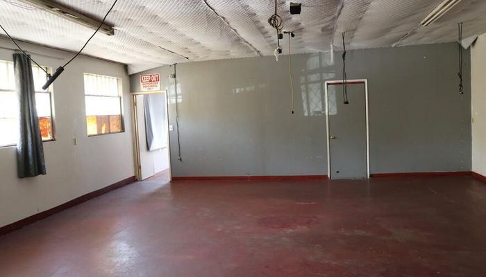 Warehouse Space for Rent at 4863 Telegraph Rd Los Angeles, CA 90022 - #11