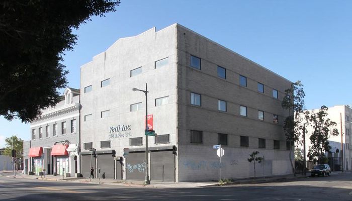 Warehouse Space for Rent at 318 W Pico Blvd Los Angeles, CA 90015 - #1