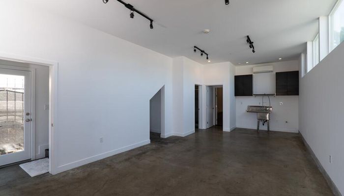Office Space for Rent at 2513 Lincoln Blvd Venice, CA 90291 - #20