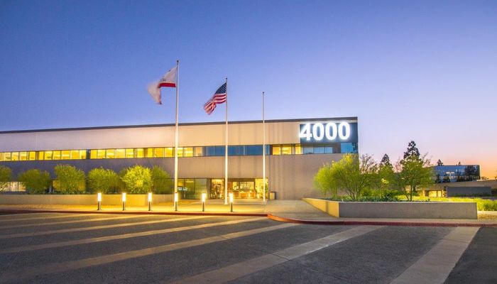 Warehouse Space for Rent at 4000 Ruffin Rd San Diego, CA 92123 - #8