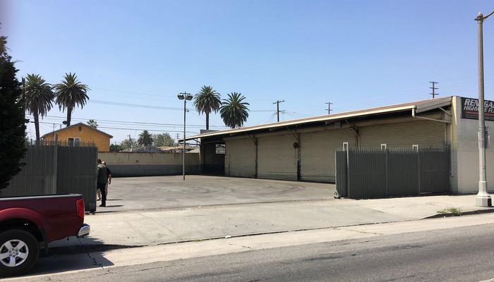 Warehouse Space for Rent at 818-828 E Manchester Ave Los Angeles, CA 90001 - #7