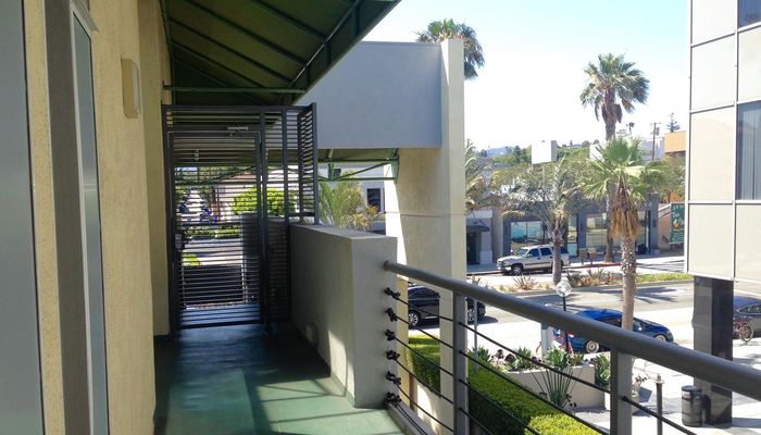 Office Space for Rent at 2716 Wilshire Blvd. Santa Monica, CA 90403 - #5