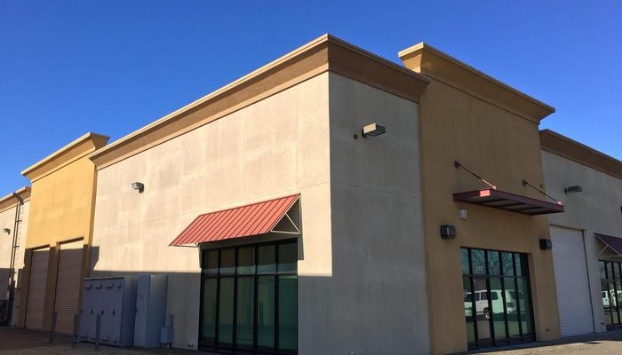 Warehouse Space for Rent at 570-592 Commerce Ct Manteca, CA 95336 - #3