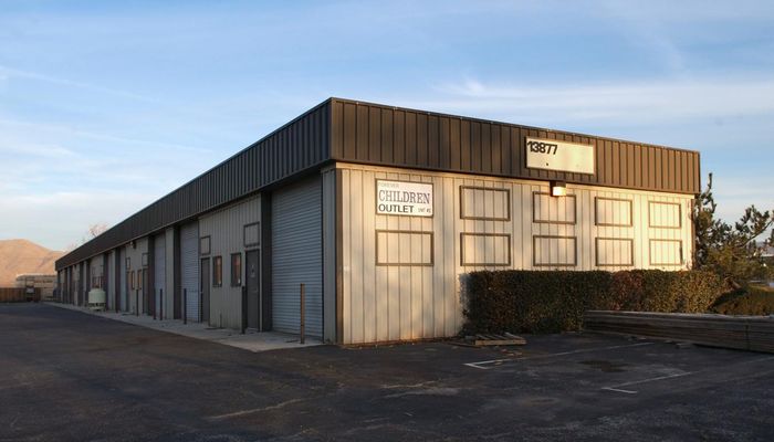 Warehouse Space for Rent at 13877 Pioneer Rd Apple Valley, CA 92307 - #7