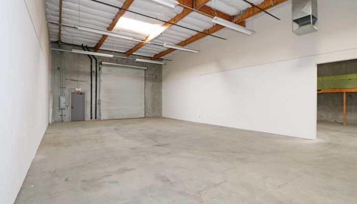 Warehouse Space for Rent at 31225 Plantation Dr Thousand Palms, CA 92276 - #5