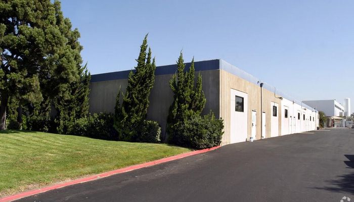 Warehouse Space for Rent at 9593-9607 Distribution Ave San Diego, CA 92121 - #3