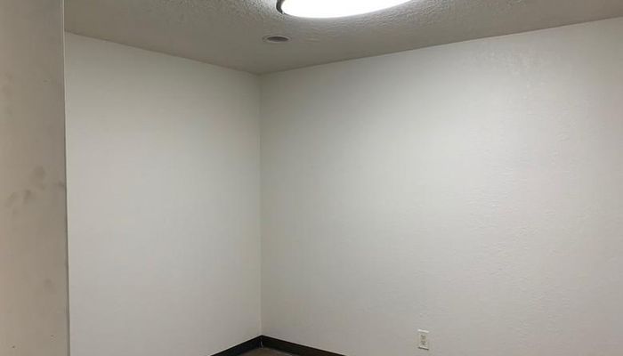 Warehouse Space for Rent at 23461 Ridge Route Dr Laguna Hills, CA 92653 - #18