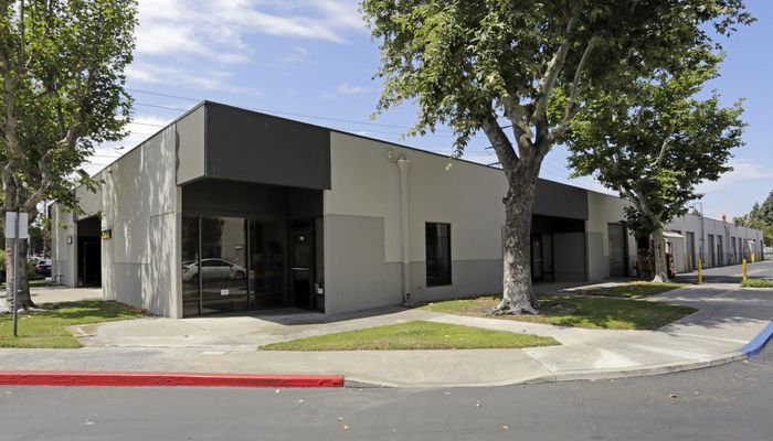Warehouse Space for Rent at 3621 W MacArthur Blvd Santa Ana, CA 92704 - #6
