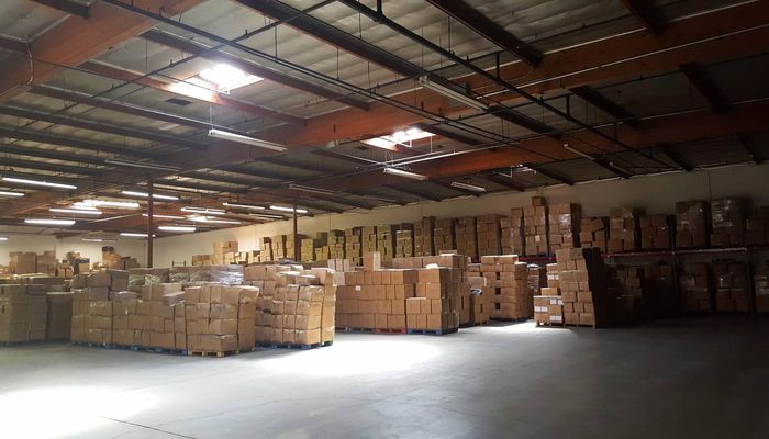 Warehouse Space for Rent at 3651-3653 Sierra Pine Ave Vernon, CA 90058 - #17