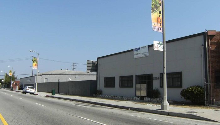 Warehouse Space for Rent at 5324 W Washington Blvd Los Angeles, CA 90016 - #2