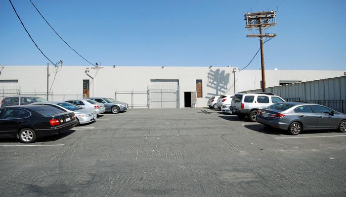 Warehouse Space for Rent at 6908-6922 Tujunga Ave North Hollywood, CA 91605 - #10