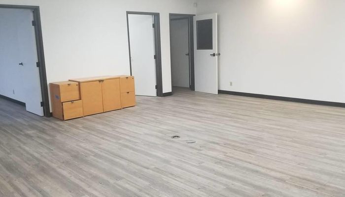 Warehouse Space for Rent at 1536 Eastman Ave Ventura, CA 93003 - #9