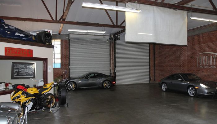 Warehouse Space for Rent at 6529 Elvas Ave Sacramento, CA 95819 - #4