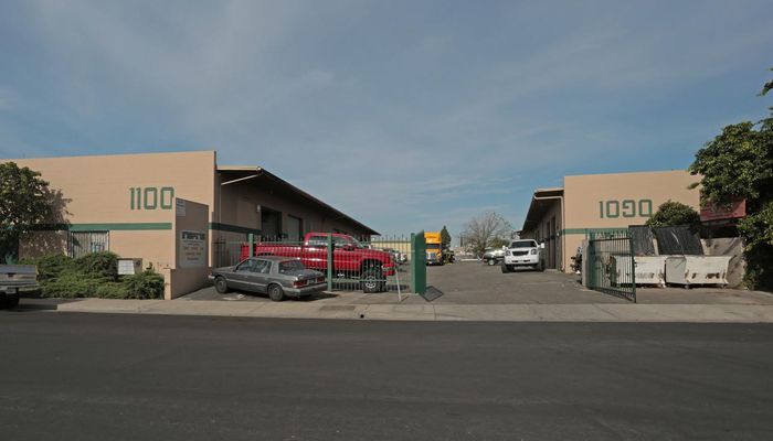 Warehouse Space for Rent at 1090-1100 Cole Ave Clovis, CA 93612 - #3