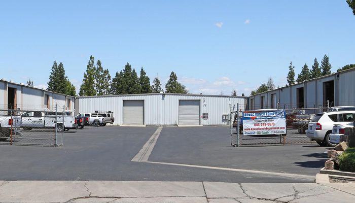 Warehouse Space for Rent at 2686 N Argyle Ave Fresno, CA 93727 - #7