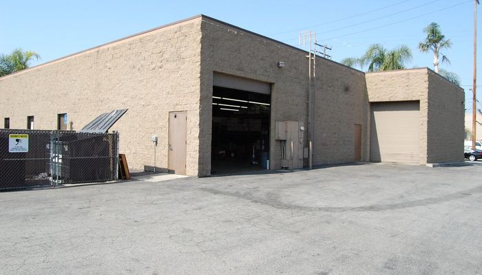 Warehouse Space for Rent at 1901-1903 E 29th St Signal Hill, CA 90755 - #3