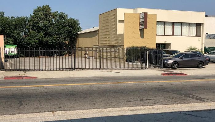 Warehouse Space for Rent at 215 N Eucalyptus Ave Inglewood, CA 90301 - #2