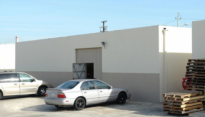 Warehouse Space for Rent at 1621-1625 Ohms Way Costa Mesa, CA 92627 - #4