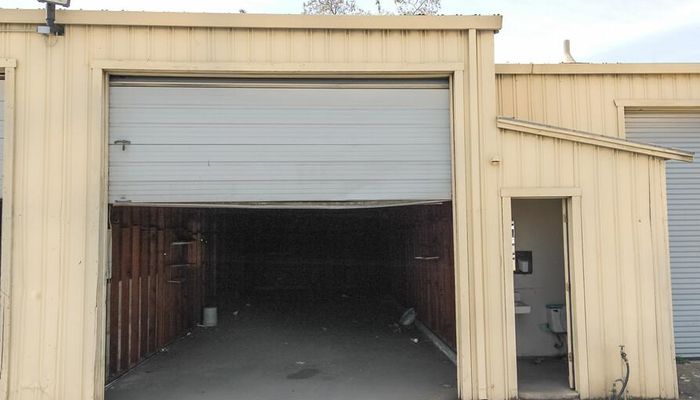 Warehouse Space for Rent at 1413 Lone Palm Ave Modesto, CA 95351 - #4