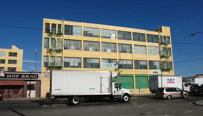 Warehouse Space for Rent at 800-820 McGarry St Los Angeles, CA 90021 - #9