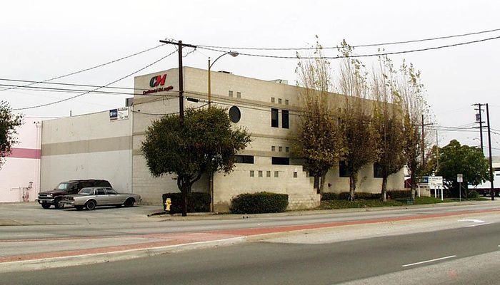 Warehouse Space for Rent at 7141 S Paramount Blvd Pico Rivera, CA 90660 - #1