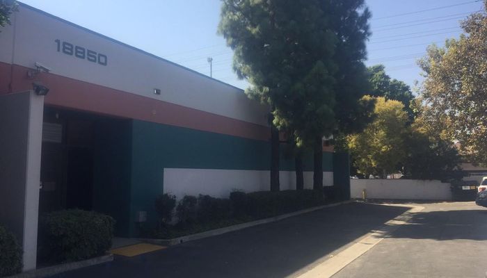 Warehouse Space for Rent at 18840 Parthenia St Northridge, CA 91324 - #1