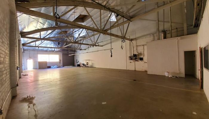 Warehouse Space for Rent at 1258-1260 S Boyle Ave Los Angeles, CA 90023 - #4
